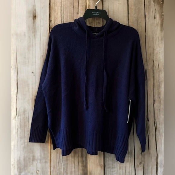 REVOLVE Sweaters - NWT Revolve Central Park West Chelsea Oversized Hoodie